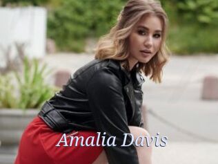 Amalia_Davis