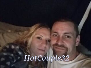 HotCouple32