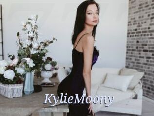 KylieMoony