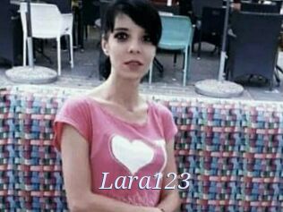 Lara123