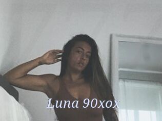 Luna_90xox