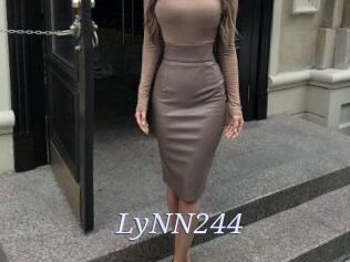 LyNN244