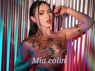 Mia_colin