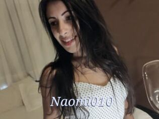 Naomi010