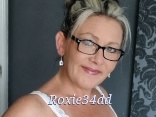 Roxie34dd