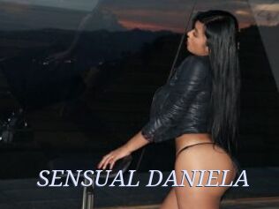 SENSUAL_DANIELA