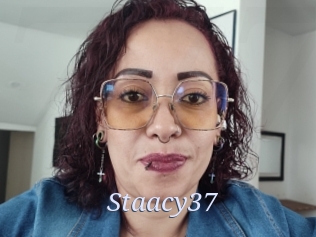 Staacy37