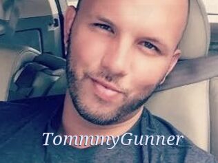 TommmyGunner
